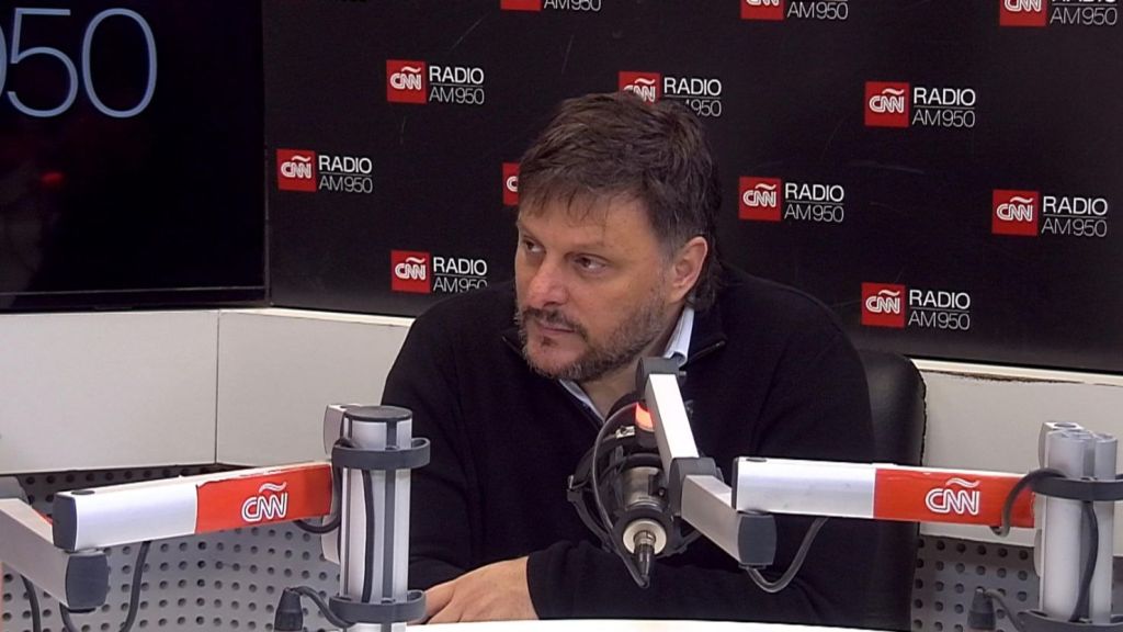 Leandro Santoro habló de sus preferencias políticas: “No me considero anti nada, soy humanista” 