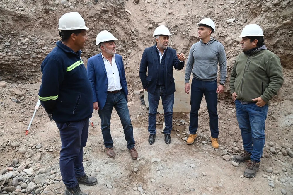 Alfredo Cornejo reforma el registro de constructoras en Mendoza para lograr mayor competitividad 