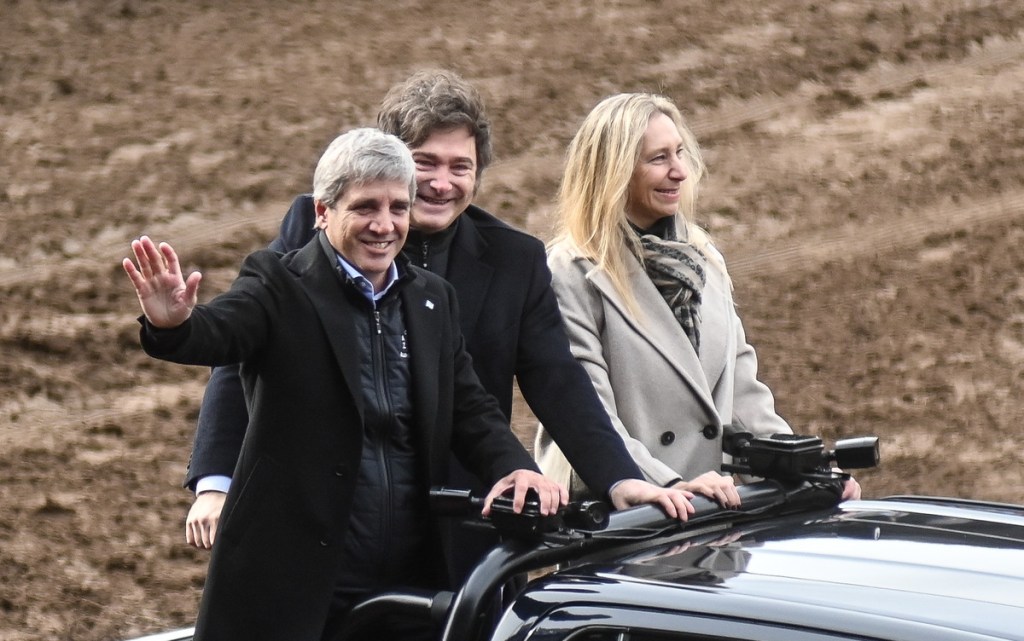 La oposición quiere interpelar a Caputo, Karina Milei y Lugones, pero ellos no&nbsp;irán